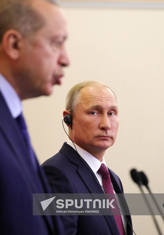 Vladimir Putin meets with Turkish President Recep Erdogan