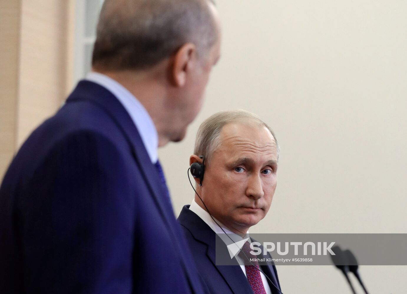 Vladimir Putin meets with Turkish President Recep Erdogan