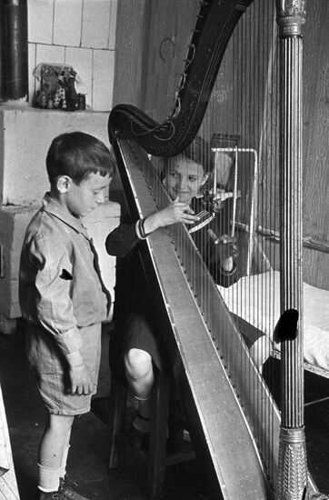 Poet Avaliani in childhood