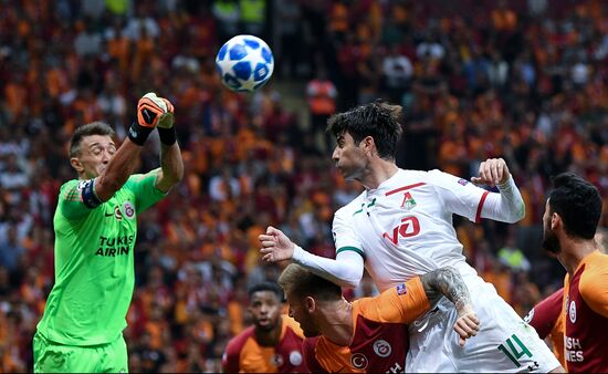 Turkey Soccer Champions League Galatasaray - Lokomotiv