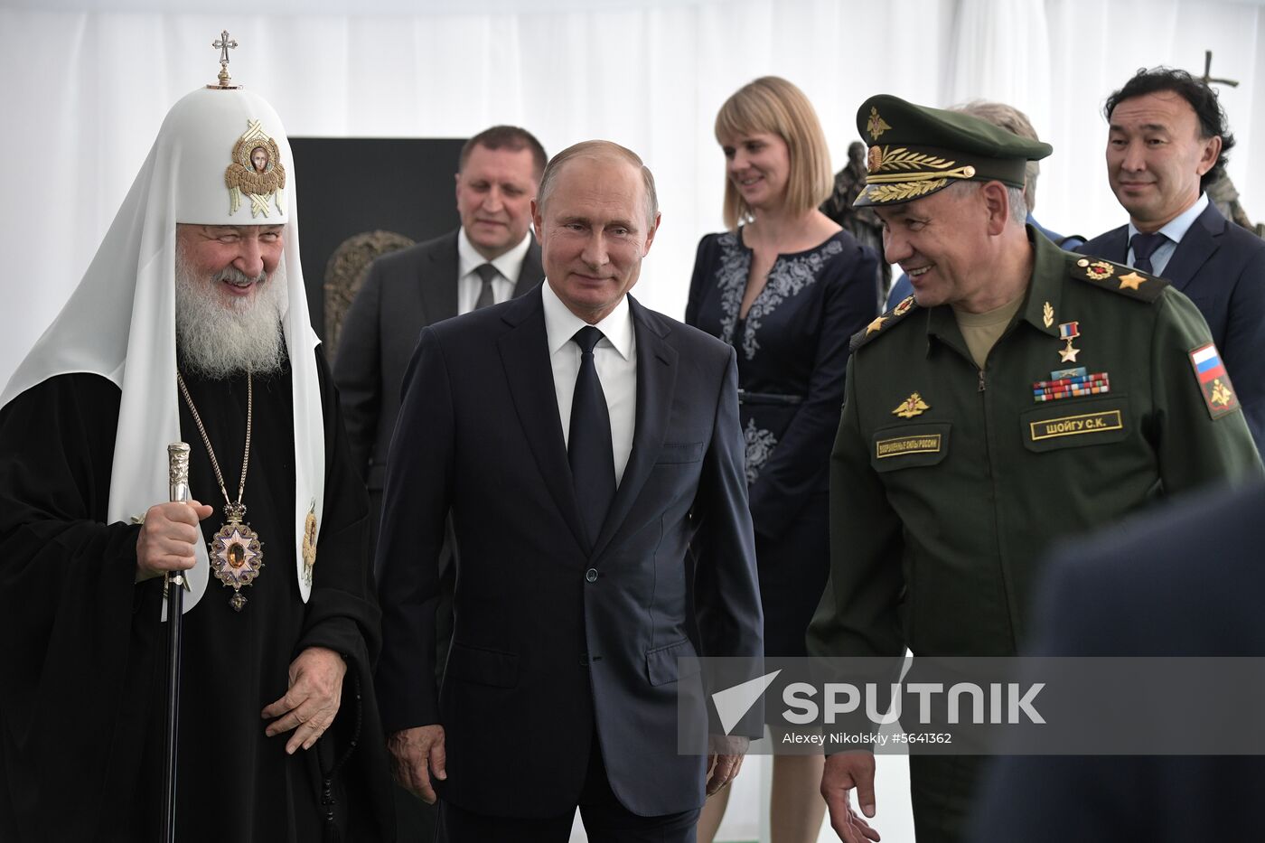 President Vladimir Putin visits Patriot park