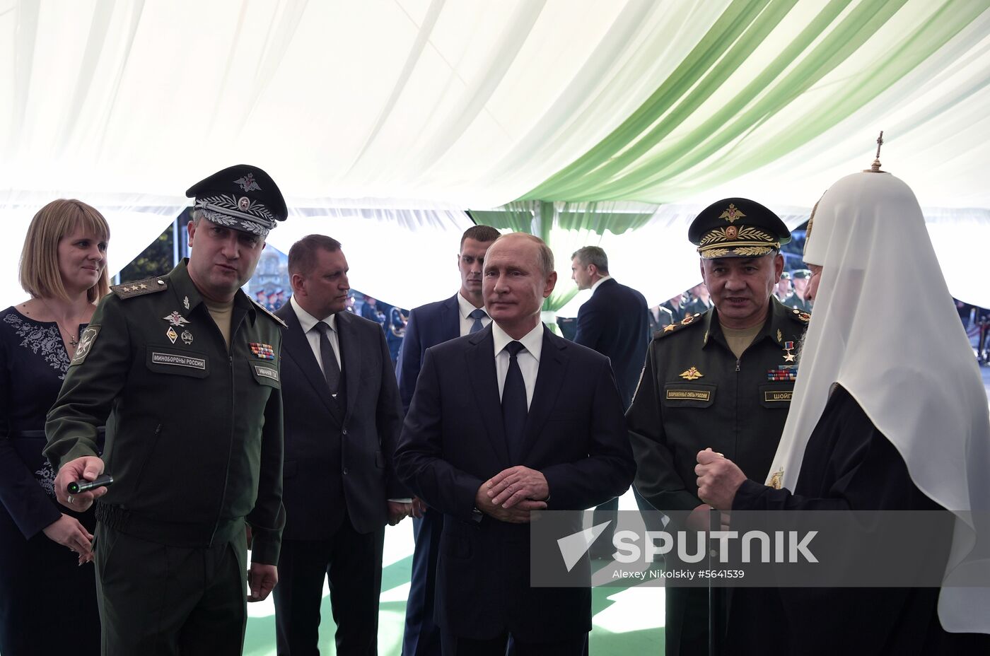 President Vladimir Putin visits Patriot park