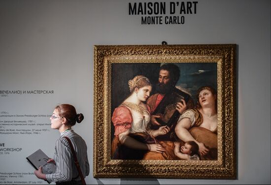 Russia Art Salon