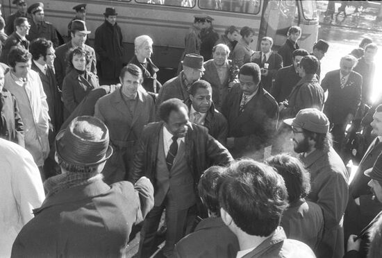 Duke Ellington's jazz orchestra tours USSR