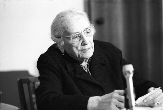 Leader of Spanish Communist Party Dolores Ibarruri