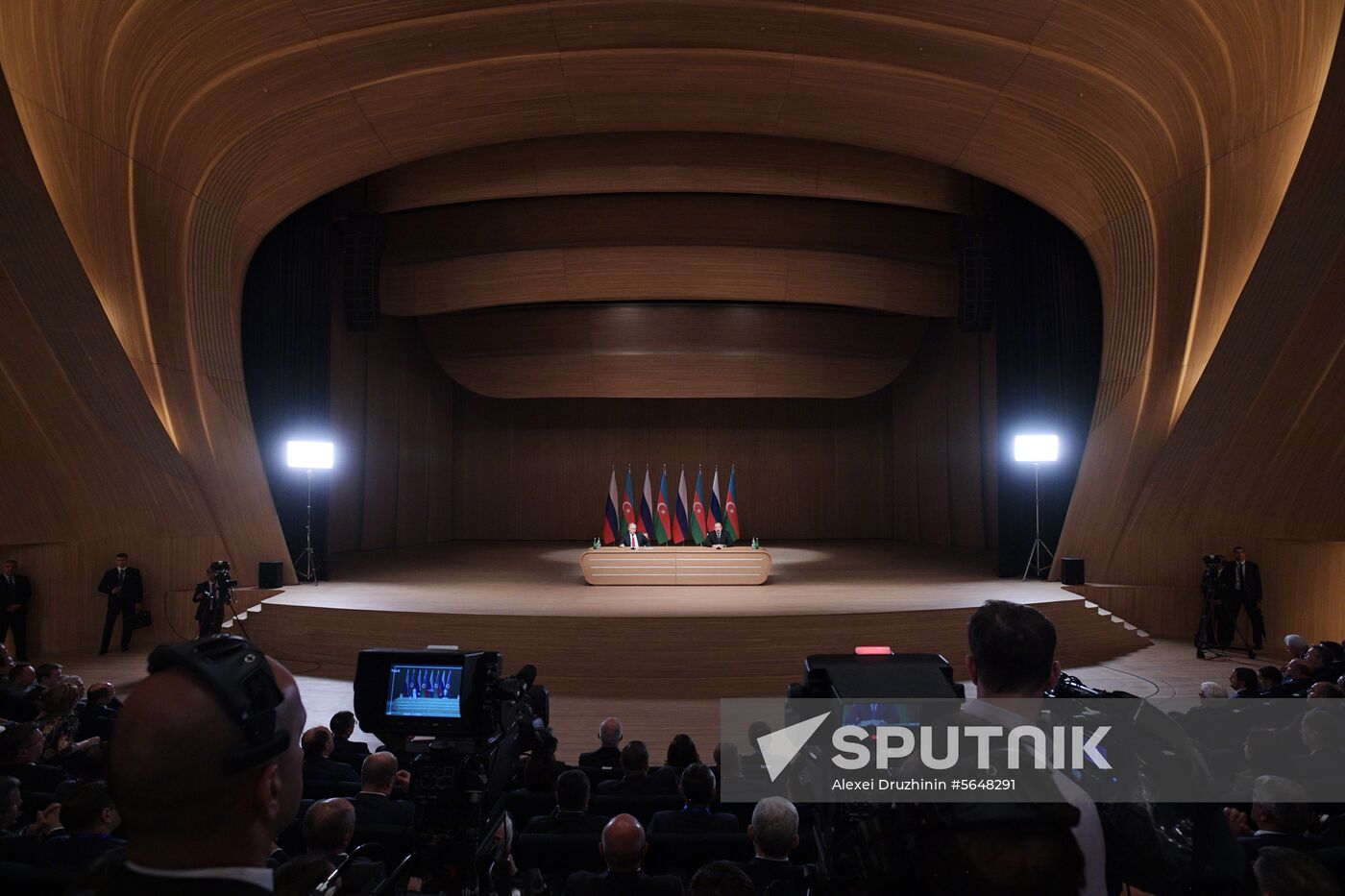 Russian President Vladimir Putin visits Azerbaijan