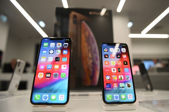 Russia New iPhones