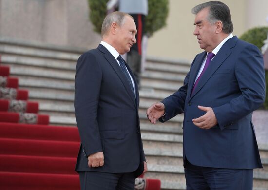 President Vladimir Putin attends CIS Heads of State Council meeting in Dushanbe