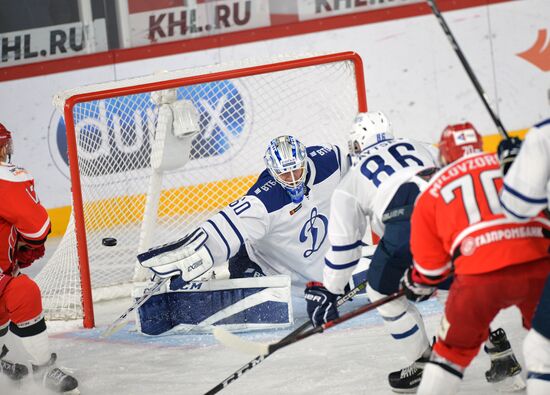 Russia Ice Hockey Avtomobilist - Dynamo