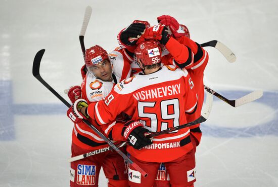 Russia Ice Hockey Avtomobilist - Dynamo