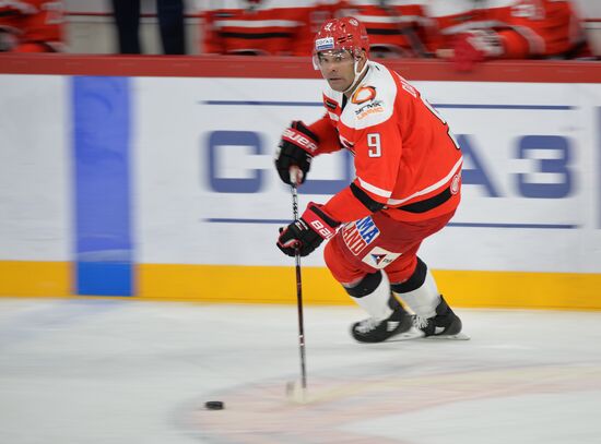 Russia Ice Hockey Avtomobilist - Dynamo