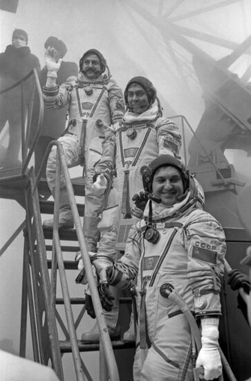 Soyuz TM-4