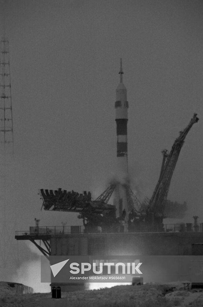 Soyuz TM-4