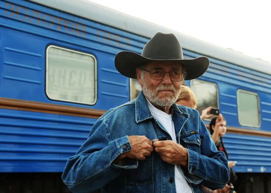 Golden Eagle train arrives in Grozny