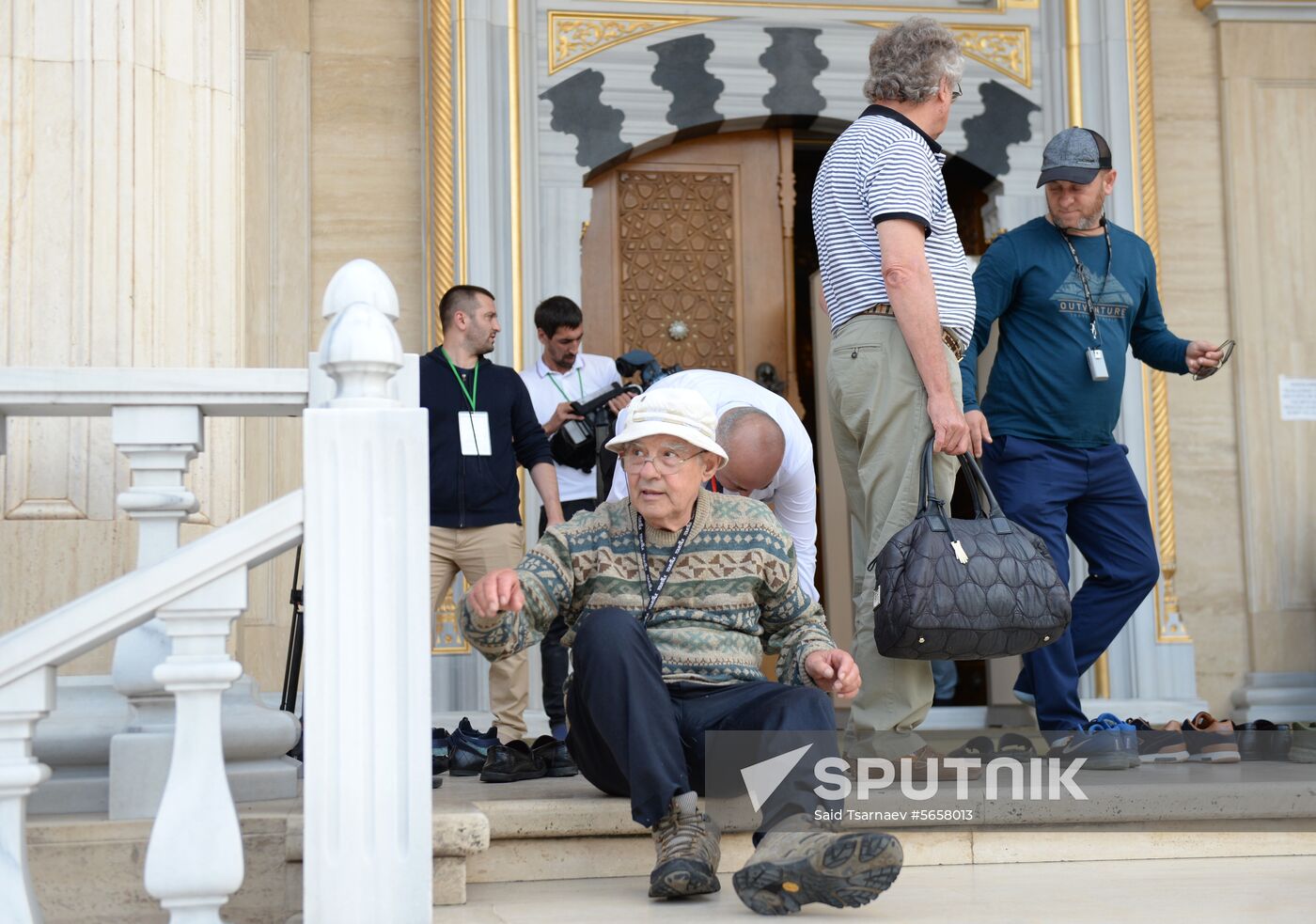 Golden Eagle train arrives in Grozny
