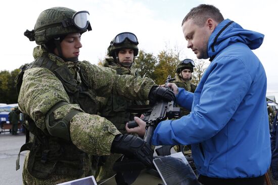 Russia Contract Military Service