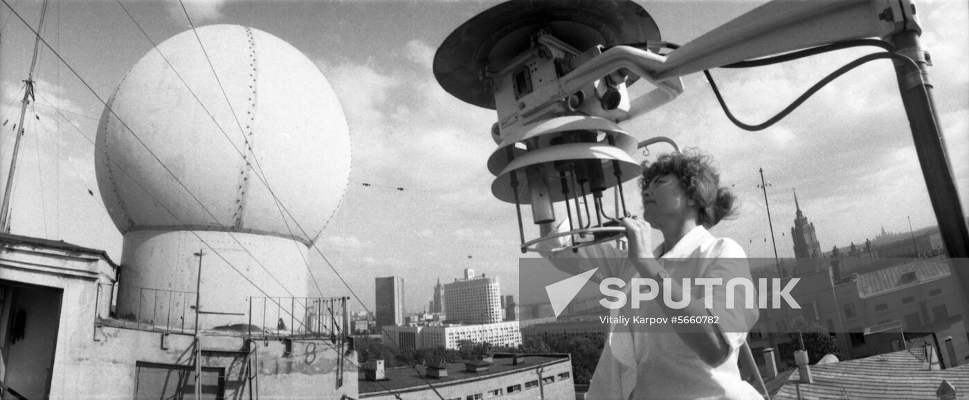 Weather station