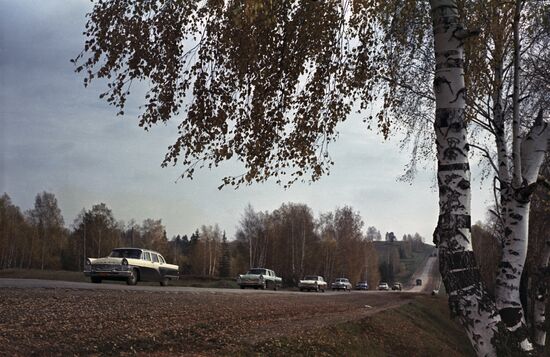 Gaz-13 Chaika car