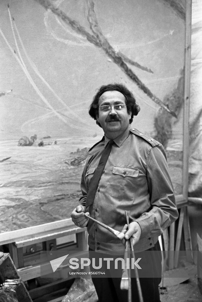 Artist Viktor Dmitriyevsky