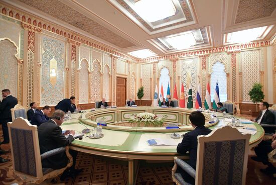 Prime Minister Dmitry Medvedev participates in SCO Council of Heads of Government Meeting