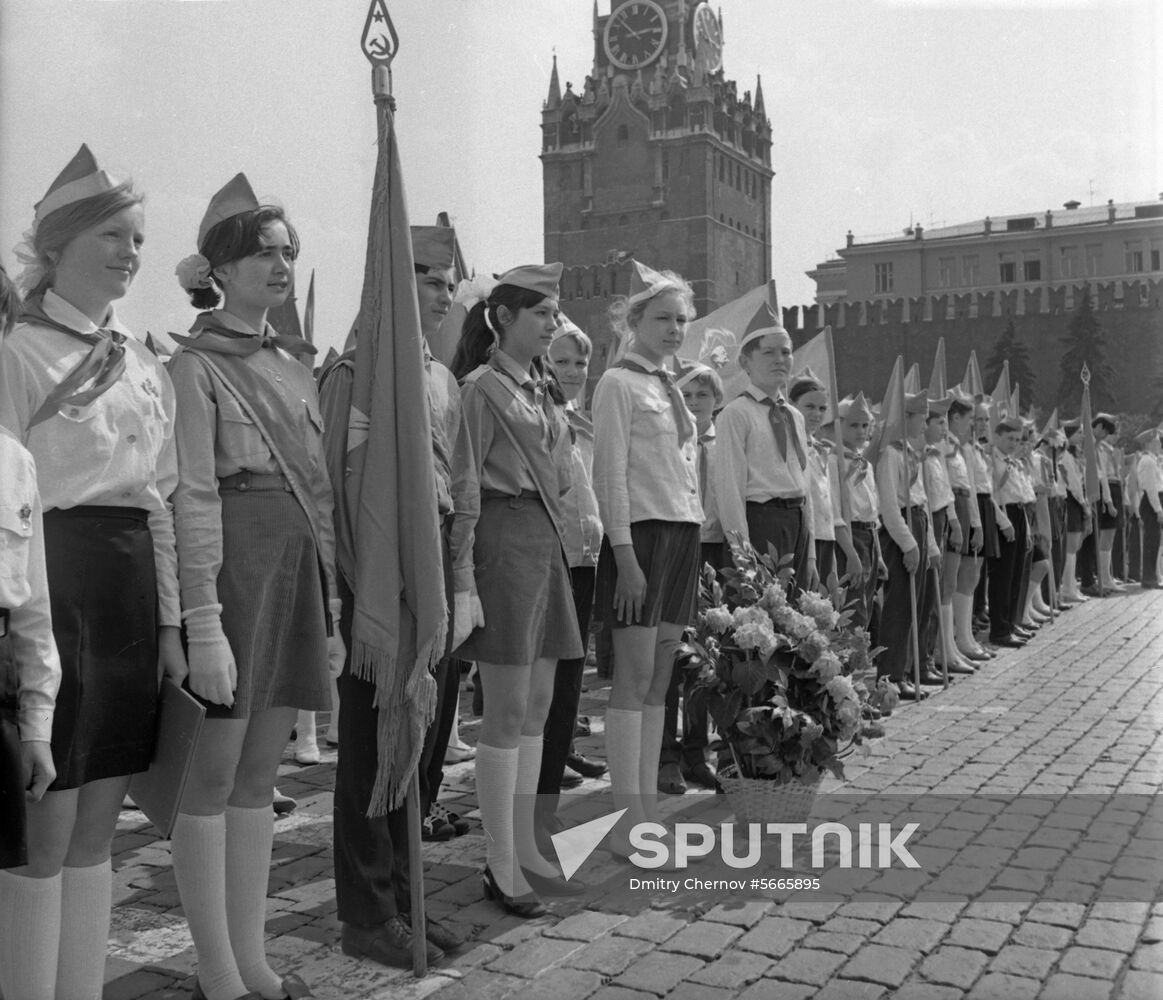 Pioneers on Red Square