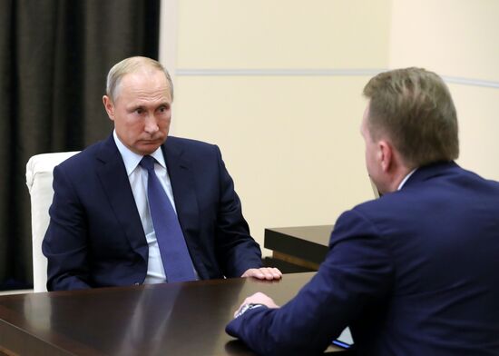 President Putin meets with VEB Chairman Shuvalov