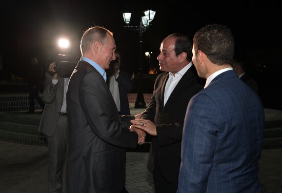President Vladimir Putin meets with Egyptian President Abdel Fattah el-Sisi