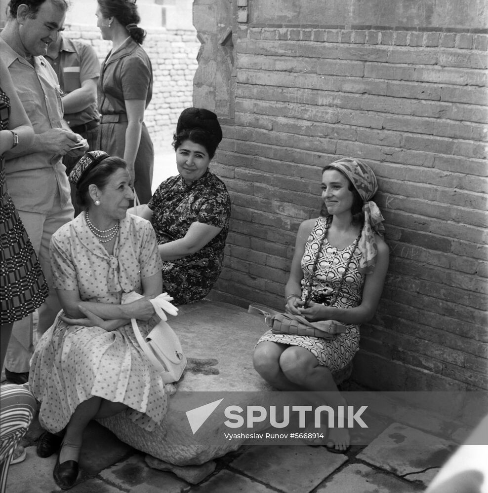 Canadian Prime Minister Pierre Trudeau visits USSR