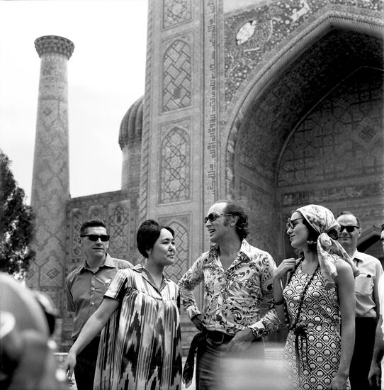 Canadian Prime Minister Pierre Trudeau visits USSR