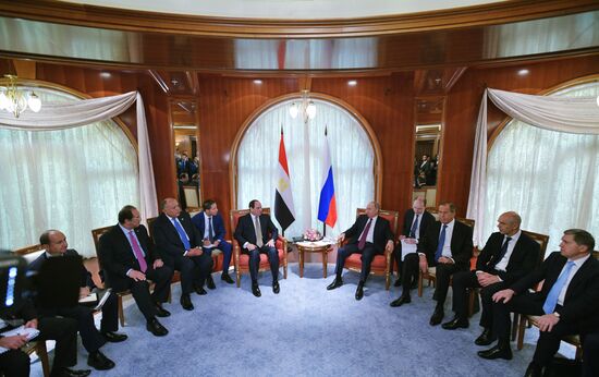 President Vladimir Putin meets with Egyptian President Abdel Fattah el-Sisi