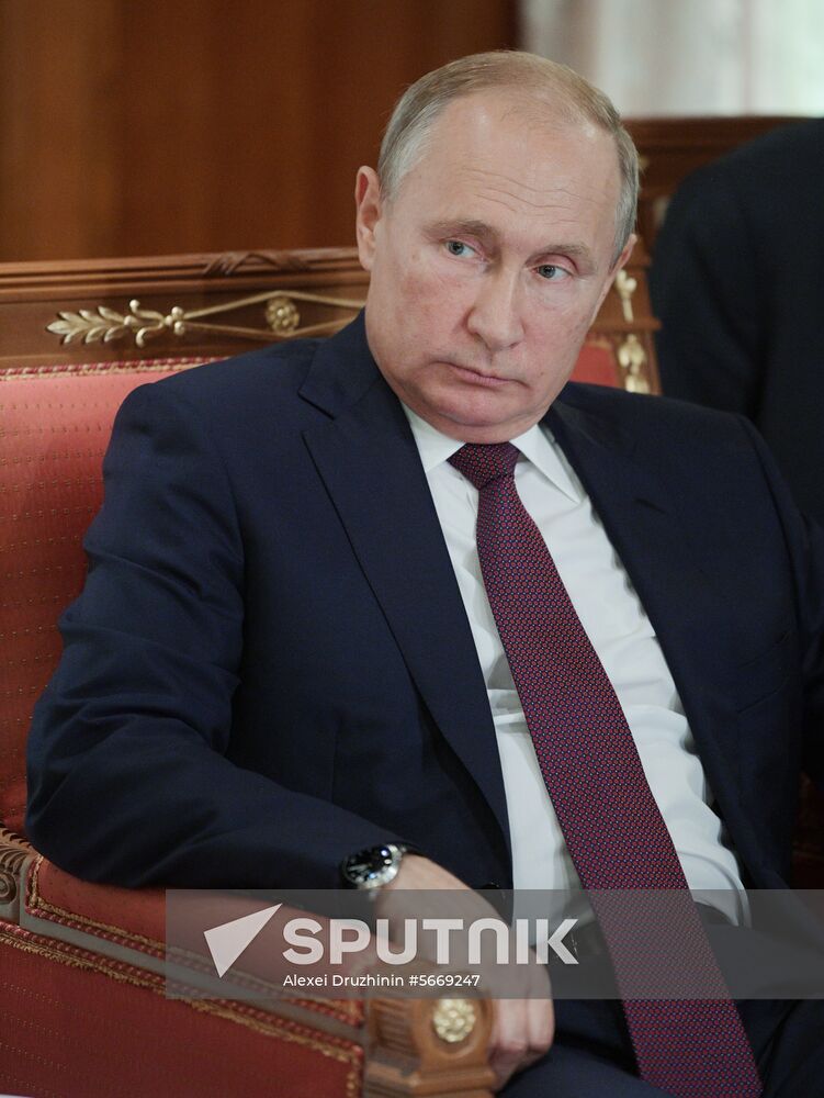 President Vladimir Putin meets with Egyptian President Abdel Fattah el-Sisi