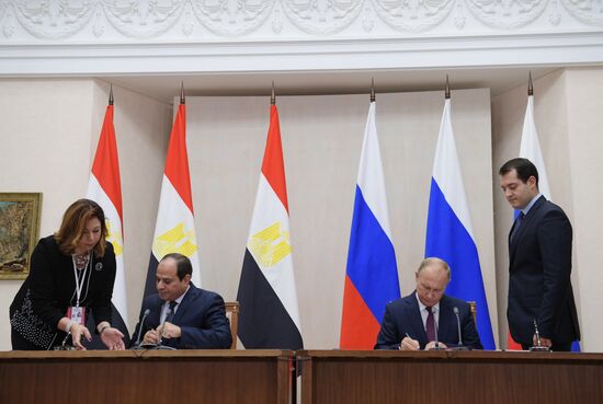 President Vladimir Putin meets with Egyptian President Abdel Fattah el-Sisi