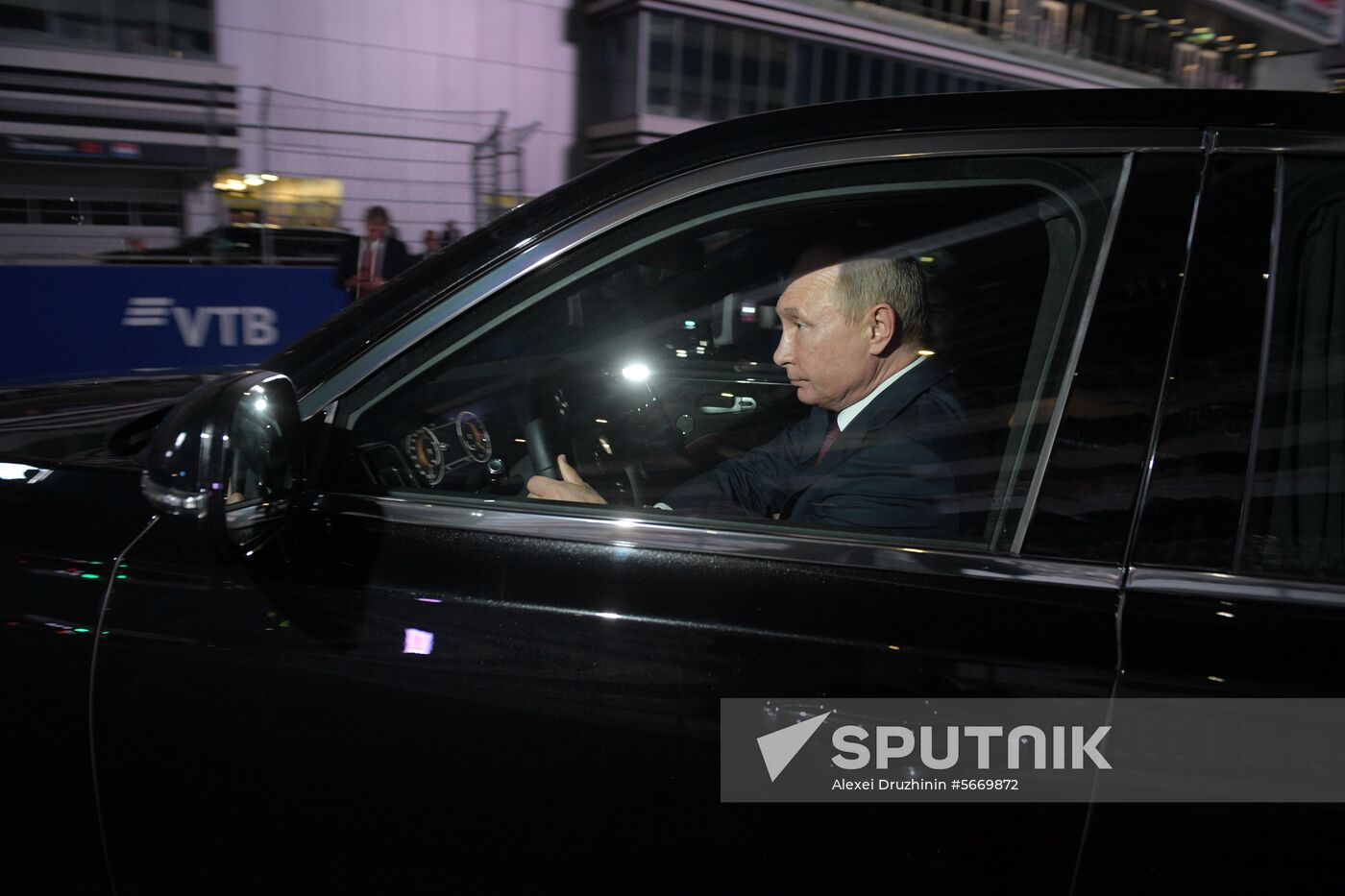 President Vladimir Putin meets with Egyptian President Abdel Fattah el-Sisi