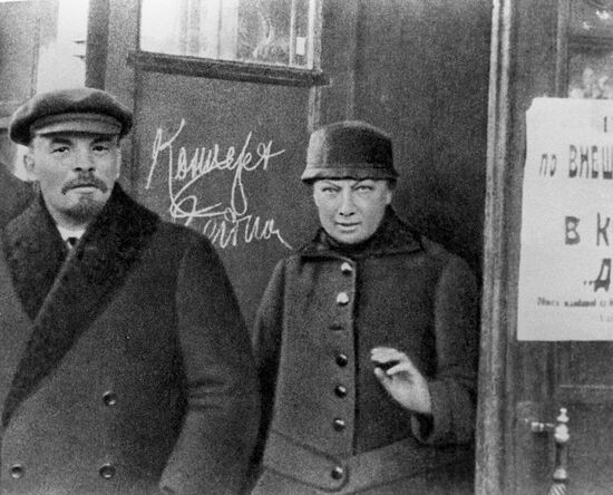 Vladimir Lenin and Nadezhda Krupskaya