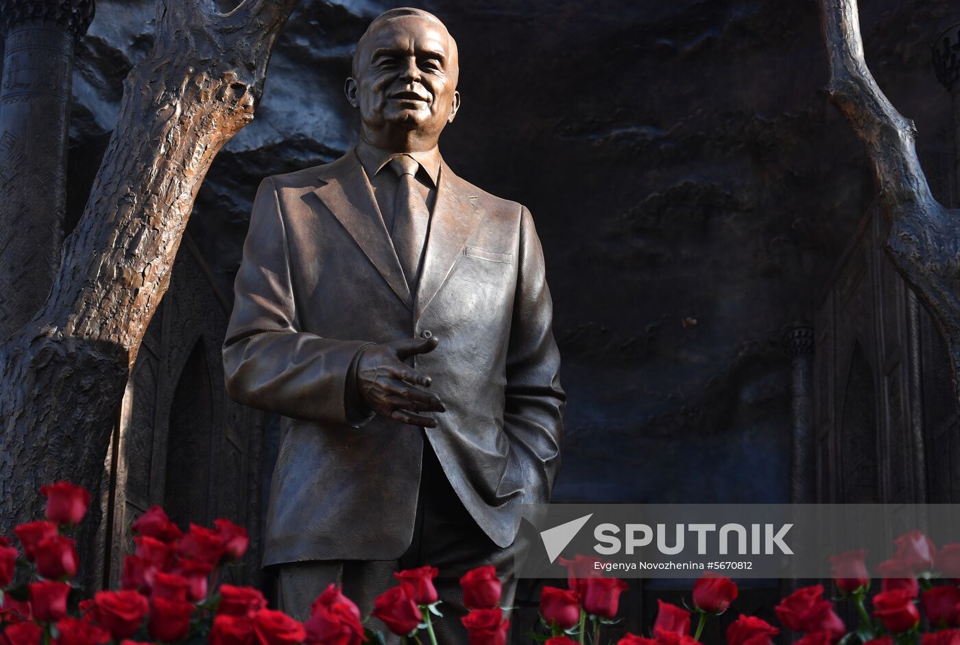 Russia Uzbekistan Karimov Statue