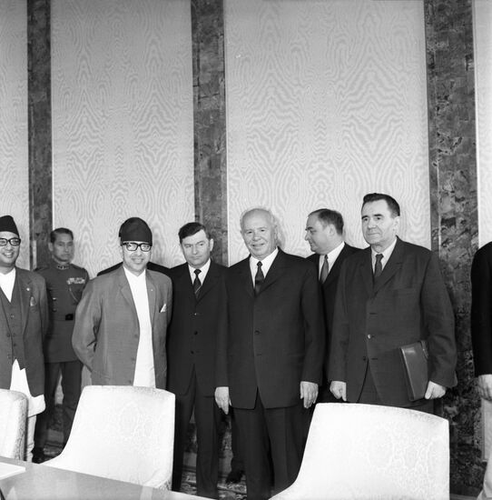 King of Nepal visits USSR