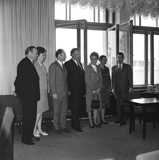 Yadgar Nasriddinova and Andre Chandernagor