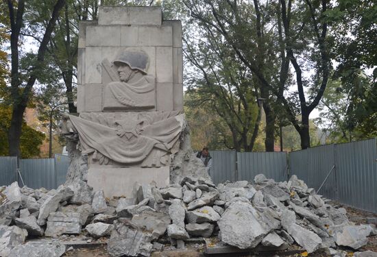 Poland Russia Soviet Monument