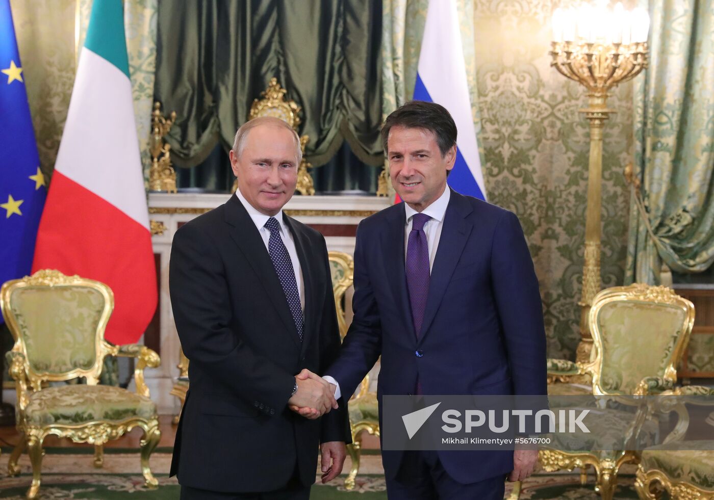 President Vladimir Putin meets with Italian Prime Minister Giuseppe Conte