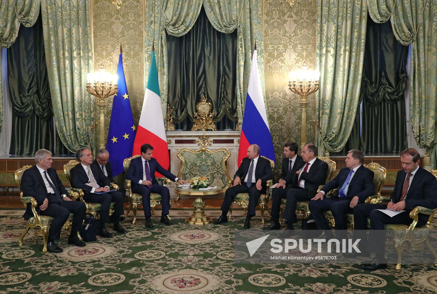 President Vladimir Putin meets with Italian Prime Minister Giuseppe Conte