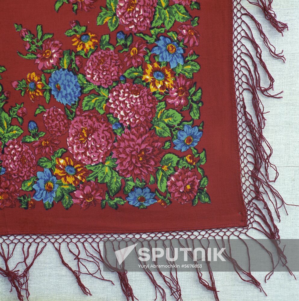 Pavlovo Posad shawls