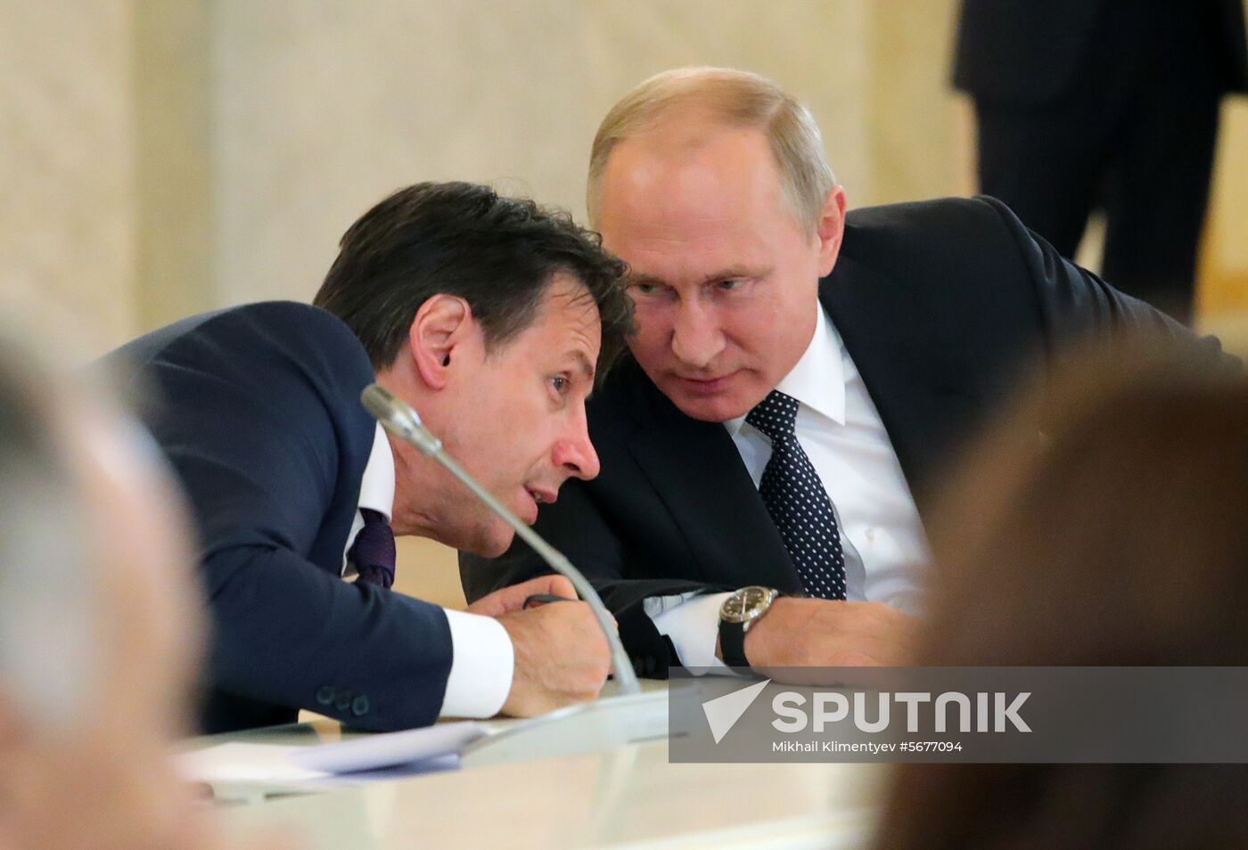 President Vladimir Putin meets with Italian Prime Minister Giuseppe Conte