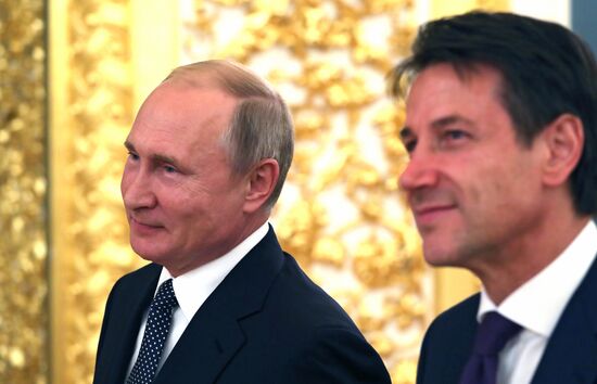 President Vladimir Putin meets with Italian Prime Minister Giuseppe Conte