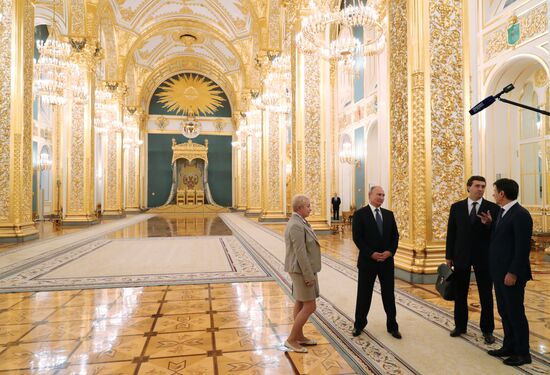 President Vladimir Putin meets with Italian Prime Minister Giuseppe Conte