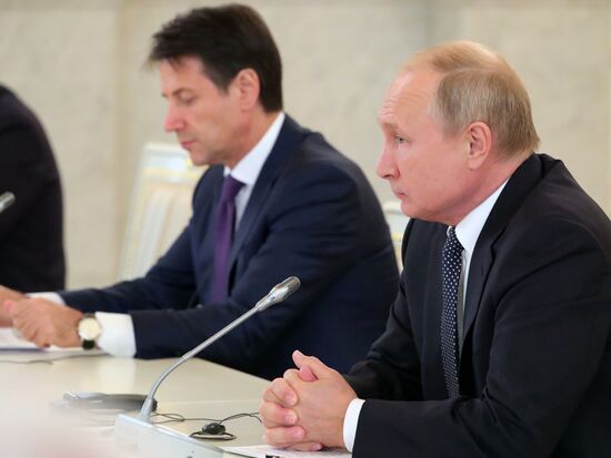 President Vladimir Putin meets with Italian Prime Minister Giuseppe Conte