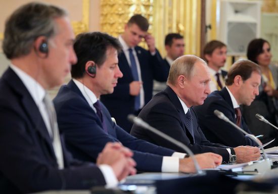 President Vladimir Putin meets with Italian Prime Minister Giuseppe Conte