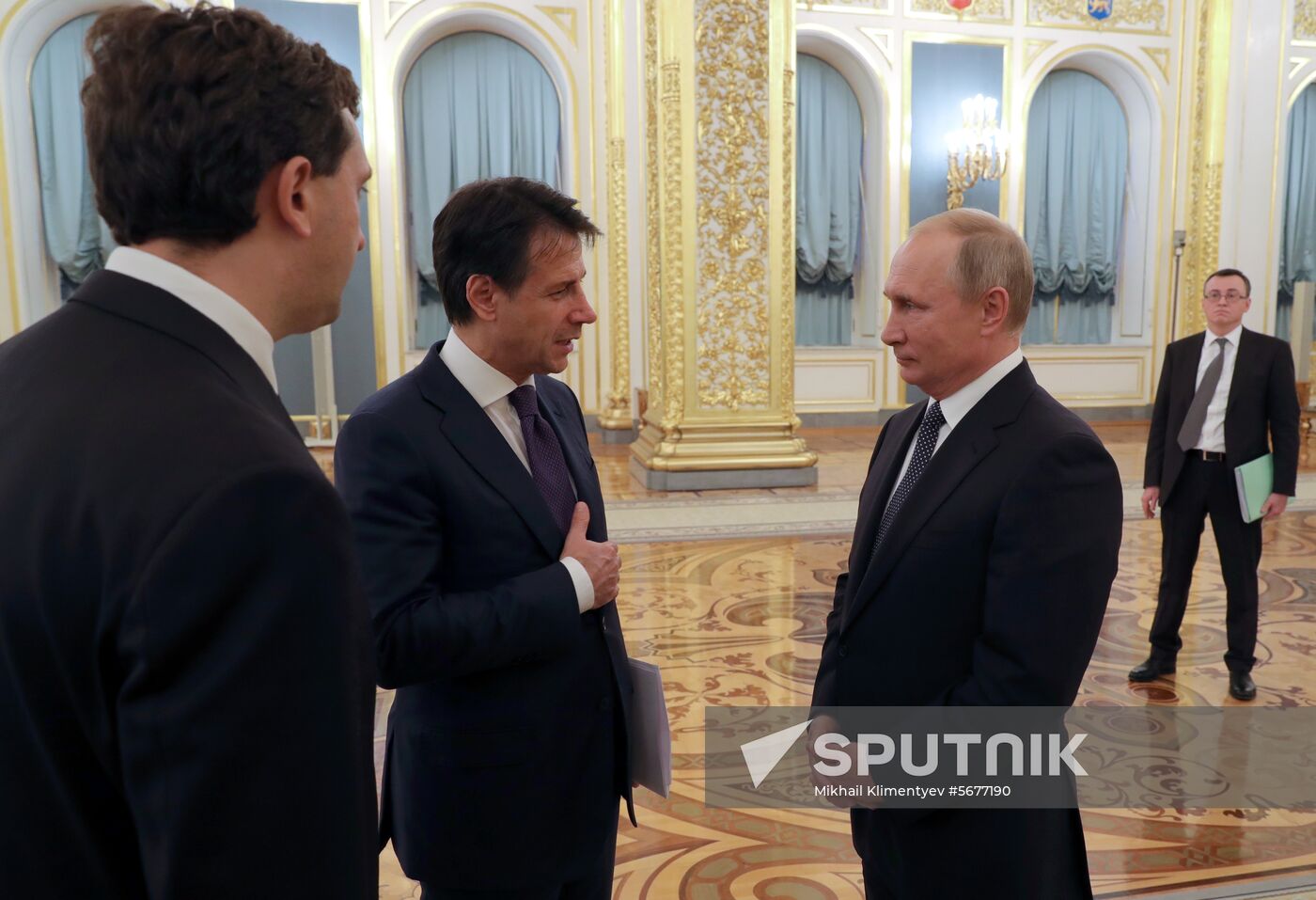 President Vladimir Putin meets with Italian Prime Minister Giuseppe Conte