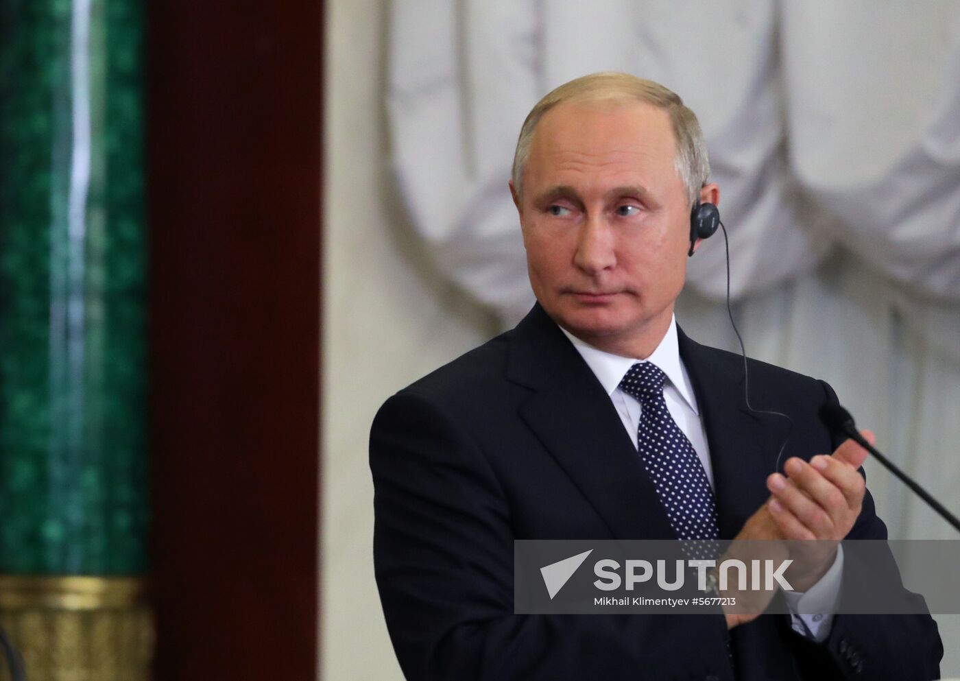 President Vladimir Putin meets with Italian Prime Minister Giuseppe Conte