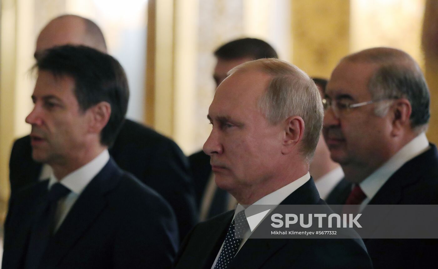 President Vladimir Putin meets with Italian Prime Minister Giuseppe Conte