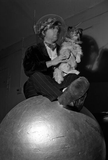 Soviet circus artist Oleg Popov